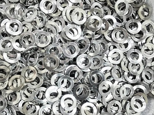 インコネルの時効硬化処理(析出硬化)